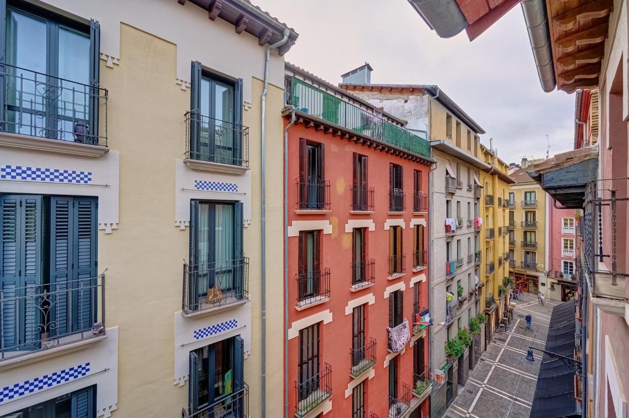 Heart Of Pamplona Apartments I By Clabao Екстер'єр фото